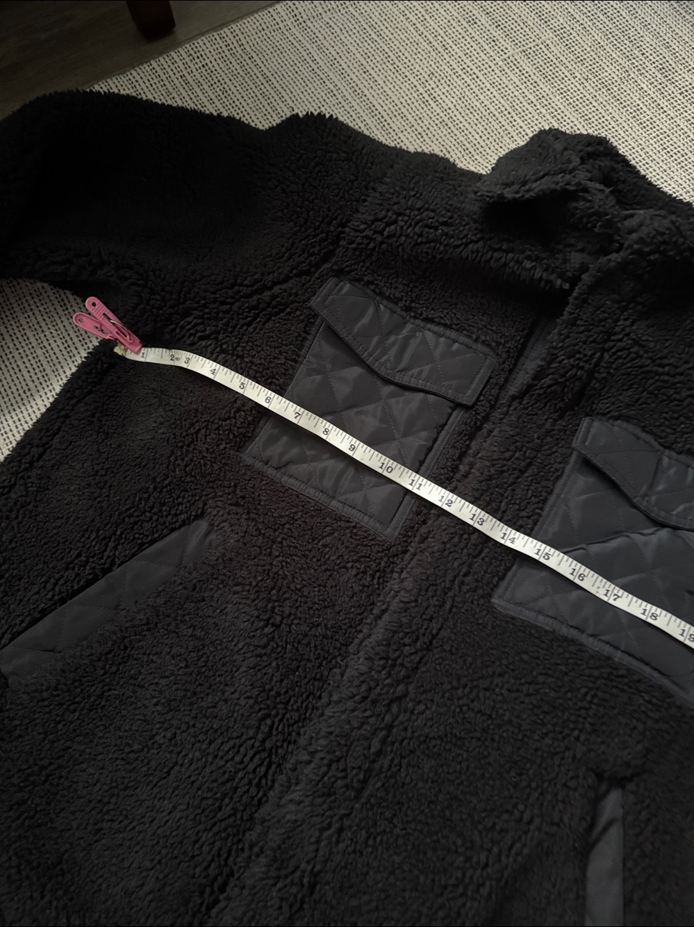 Womens Alo Jacket with Quilted Pockets - Picture 6 of 8